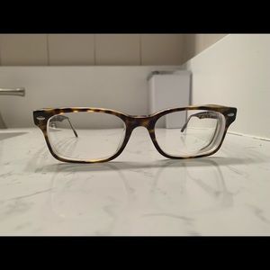 Like New Ray Ban glasses